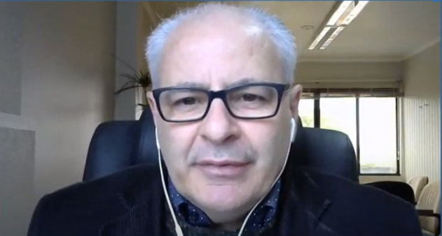 Reitor Arnaldo fez a fala de acolhida (YouTube/Reprodução)